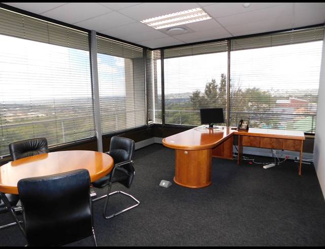400M² OFFICE TO LET IN RANDBURG CENTRAL